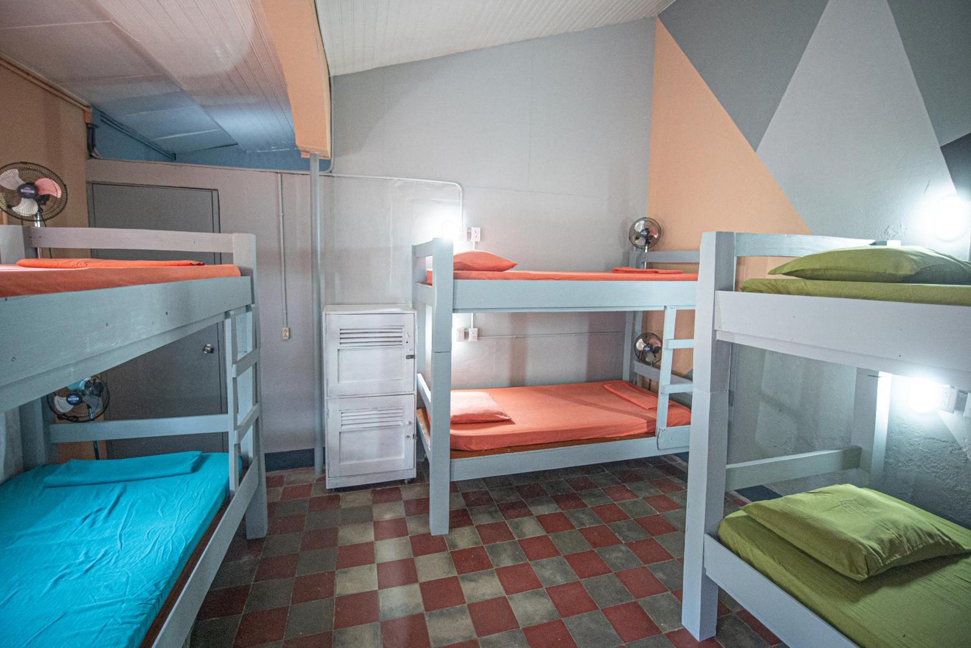 Hostal Mochilas Granada Ngoại thất bức ảnh