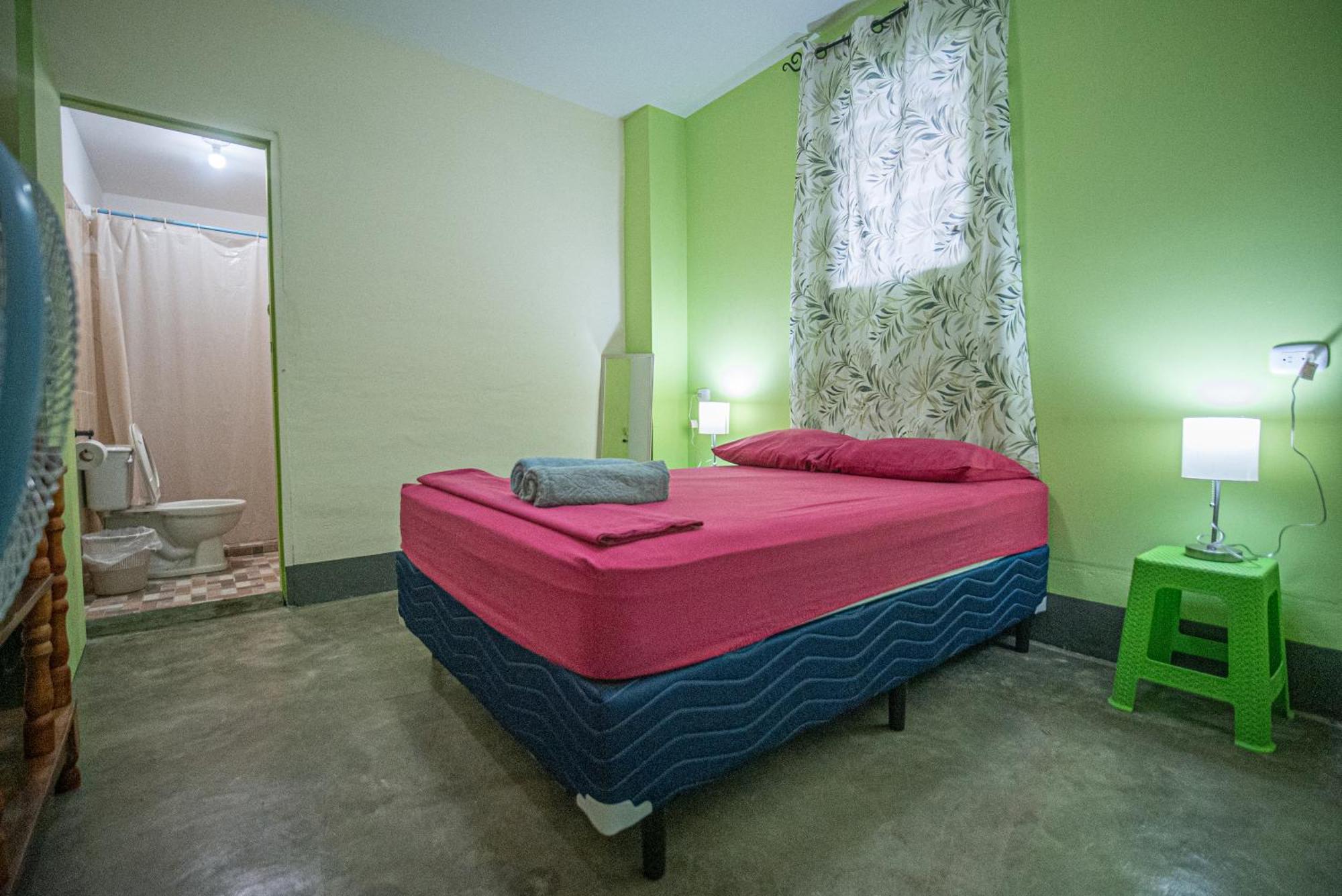 Hostal Mochilas Granada Phòng bức ảnh